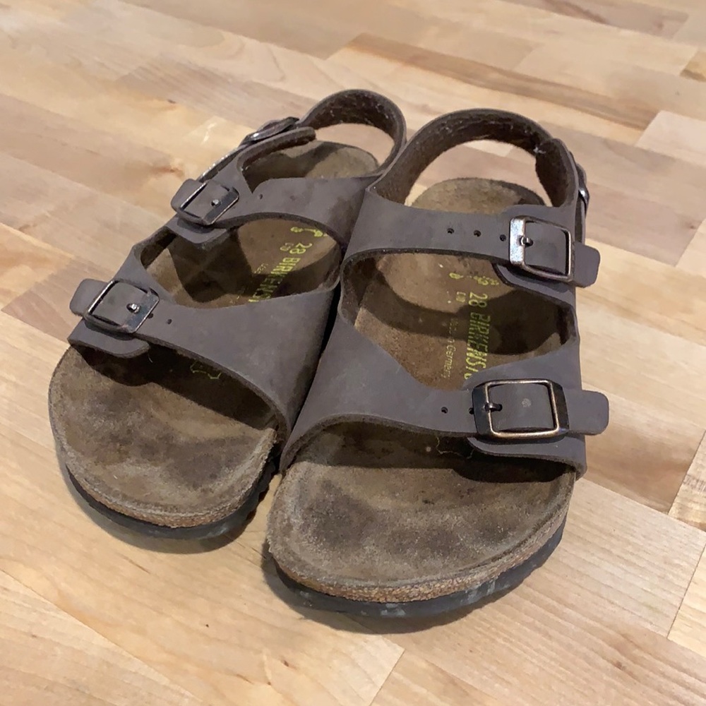Birkenstock Roma sandals- Euro size 28